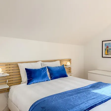 New O De La - Vue - Poele - Spacieux *