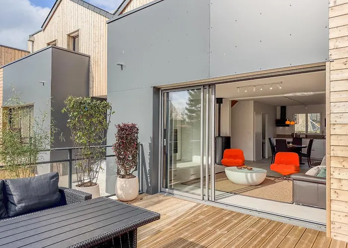 New O De La - Vue - Poele - Spacieux Holiday home *